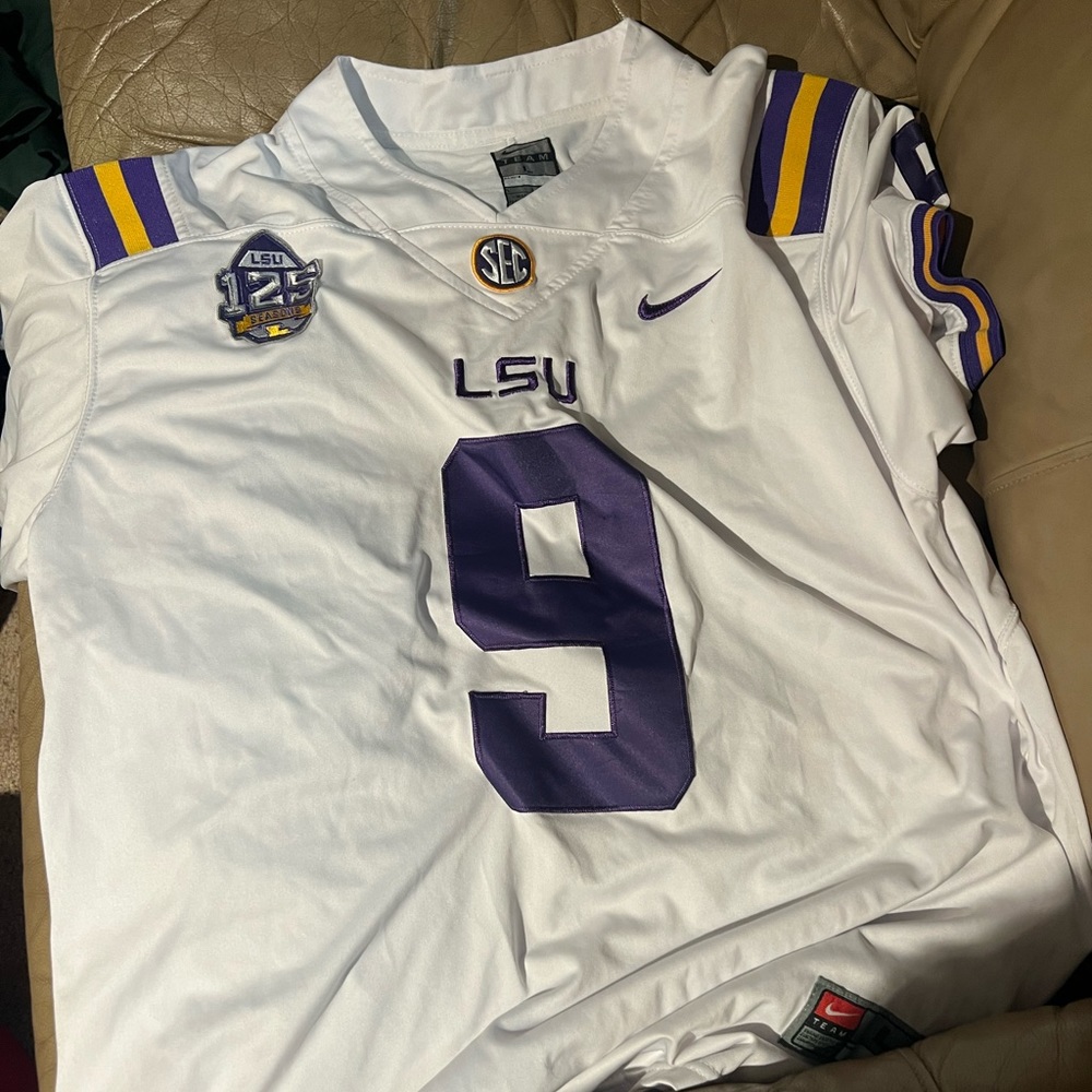 Joe Burrow LSU Jersey size Mens Large